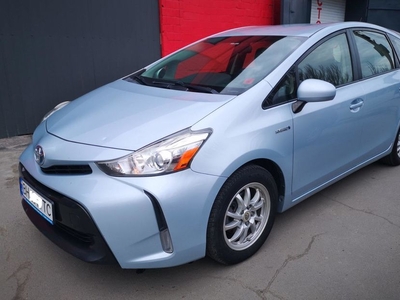 Продам Toyota Prius V в Одессе 2015 года выпуска за 17 500$