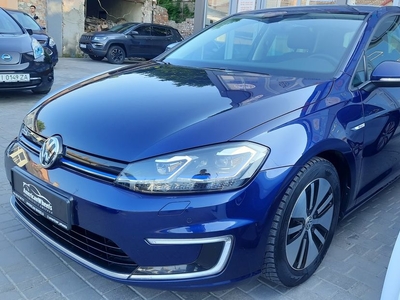 Продам Volkswagen e-Golf 2 покоління в Черновцах 2017 года выпуска за 20 400$