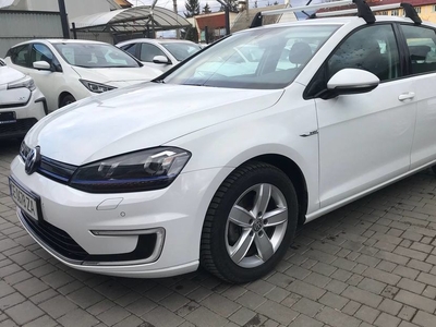 Продам Volkswagen e-Golf в Черновцах 2016 года выпуска за 15 500$