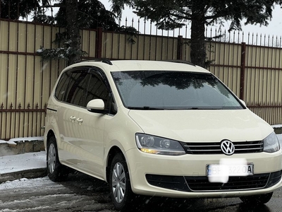 Продам Volkswagen Sharan Diesel 2.0 в Одессе 2012 года выпуска за 11 900$