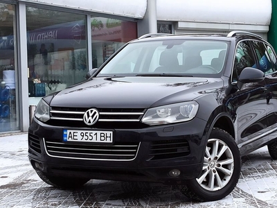Продам Volkswagen Touareg в Днепре 2012 года выпуска за 16 200$