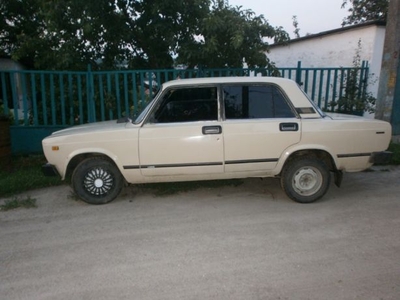 Продам ВАЗ 2105, 1990