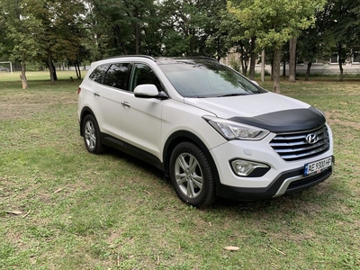 Продам Hyundai Grand Santa Fe в г. Терновка, Днепропетровская область 2014 года выпуска за 23 000$