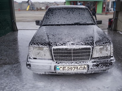 Продам Mercedes-Benz 200 124 в г. Новоселица, Черновицкая область 1995 года выпуска за 3 700$