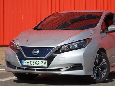 Продам Nissan Leaf SV в Одессе 2018 года выпуска за 19 900$