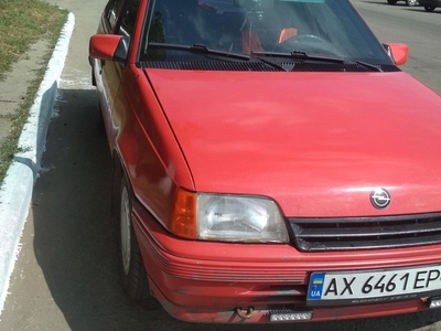 Продам Opel Kadett в г. Лозовая, Харьковская область 1987 года выпуска за 1 150$