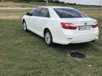 Продам Toyota Camry в г. Кривой Рог, Днепропетровская область 2011 года выпуска за 15 000$