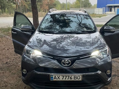 Продам Toyota Rav 4 в Харькове 2016 года выпуска за 21 500$