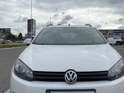 Продам Volkswagen Golf VI в г. Мелитополь, Запорожская область 2011 года выпуска за 8 800$
