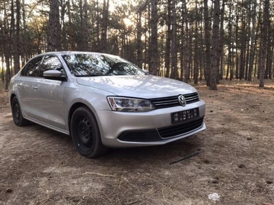Продам Volkswagen Jetta SE в Николаеве 2013 года выпуска за 9 000$
