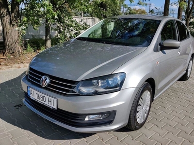 Продам Volkswagen Polo седан в Киеве 2018 года выпуска за 10 800$