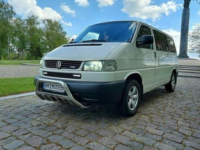Продам Volkswagen T4 (Transporter) пасс. в Киеве 2002 года выпуска за 5 500$