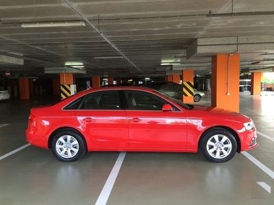 Продам Audi A4, 2015