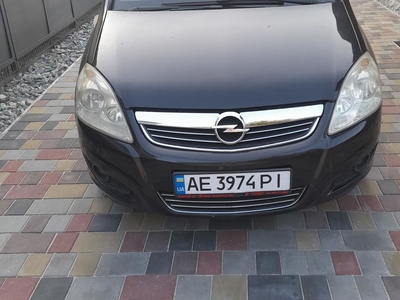 Продам Opel Zafira Б в г. Новомосковск, Днепропетровская область 2008 года выпуска за 5 500$