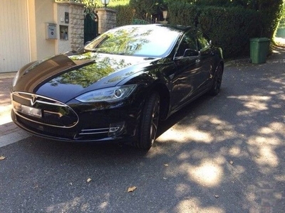 Продам Tesla Model S, 2015