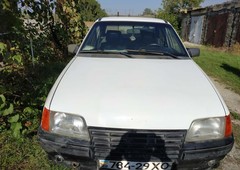 Продам Opel Kadett в Херсоне 1988 года выпуска за 1 500$