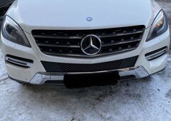 Продам Mercedes-Benz ML 350 3000 в г. Тячев, Закарпатская область 2013 года выпуска за 30 000$