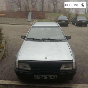 Opel Kadett VI (E) 1988