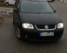 Продам Volkswagen Touran в Киеве 2006 года выпуска за 6 000$