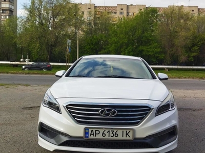 Продам Hyundai Sonata Спорт в Запорожье 2016 года выпуска за 13 000$