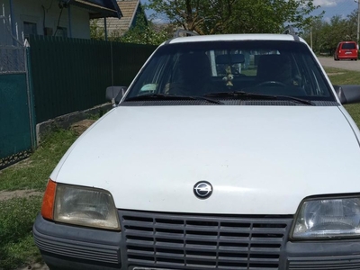 Продам Opel Kadett Универсал в г. Килия, Одесская область 1988 года выпуска за 1 800$