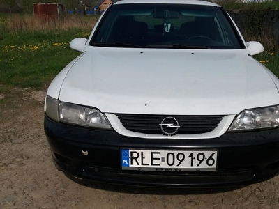 Продам Opel Vectra B в г. Хуст, Закарпатская область 2000 года выпуска за 1 050$
