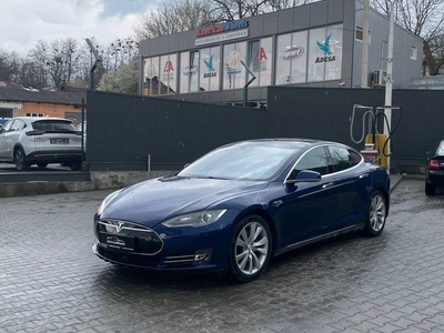 Продам Tesla Model S 70D в Черновцах 2015 года выпуска за 27 800$