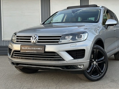 Продам Volkswagen Touareg EXECUTIVE EDITION в Киеве 2018 года выпуска за 42 999$