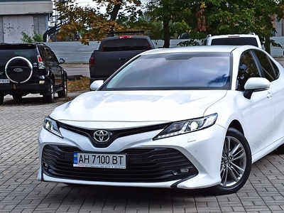 Продам Toyota Camry в Днепре 2017 года выпуска за 21 850$