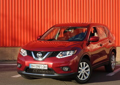 Продам Nissan Rogue в Одессе 2016 года выпуска за 15 900$