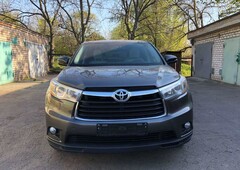 Продам Toyota Highlander Le в Харькове 2018 года выпуска за 25 500$