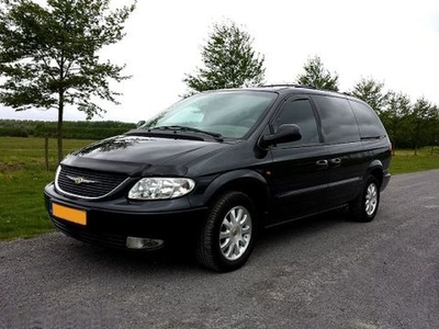 Продам Chrysler Voyager, 2002