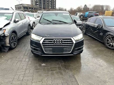 Купить Audi Q7 2017 в Львове