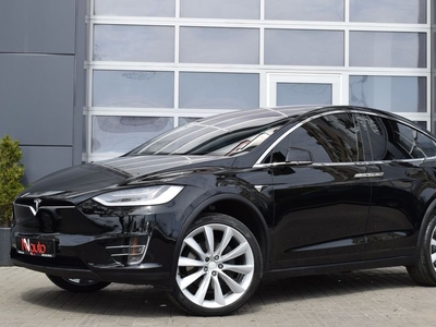 Продам Tesla Model X в Одессе 2019 года выпуска за 34 900$