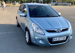 Продам Hyundai i20 в Киеве 2012 года выпуска за 8 000$