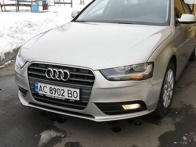 Продам Audi A4, 2012
