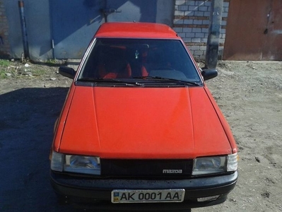 Продам Mazda 323, 1986