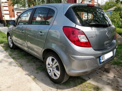 Продам Opel Corsa 1.3 CDTi ecoFLEX MT (75 л.с.), 2011