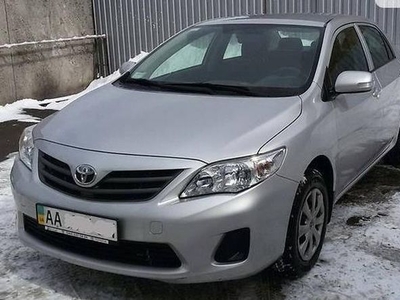 Продам Toyota Corolla, 2011