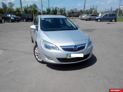 Opel Astra J cosmo
