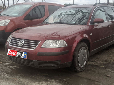 Продам Volkswagen Passat B5 в Ровно 2004 года выпуска за 5 900$