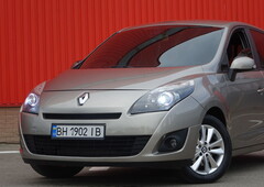 Продам Renault Scenic в Одессе 2012 года выпуска за 8 900$