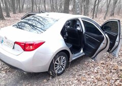 Продам Toyota Corolla XLE в Киеве 2017 года выпуска за 17 000$