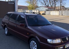Продам Volkswagen Passat B4 Кондиционер плюс газ в г. Мелитополь, Запорожская область 1996 года выпуска за 3 300$