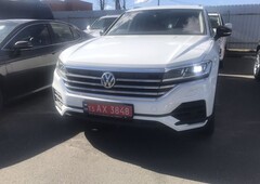Продам Volkswagen Touareg 3.0 Diesel 231 H.P. в Киеве 2020 года выпуска за 60 900$