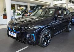Продам BMW iX3 в Черновцах 2022 года выпуска за дог.