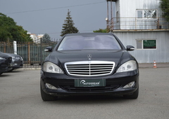 Продам Mercedes-Benz S-Class 550 в Одессе 2007 года выпуска за 11 900$