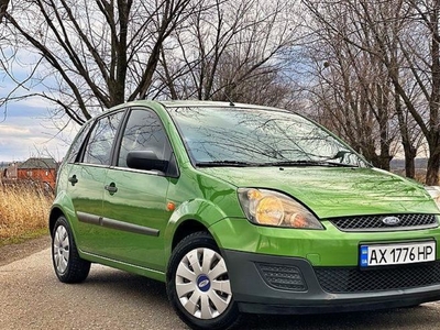 Продам Ford Fiesta в г. Мелитополь, Запорожская область 2009 года выпуска за 2 600$