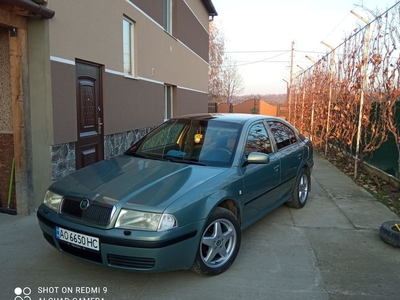 Продам Skoda Octavia в г. Мукачево, Закарпатская область 2002 года выпуска за 5 000$
