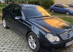 Продам Mercedes-Benz 220 в Тернополе 2003 года выпуска за 6 300$